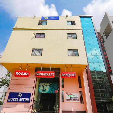 Fabhotel Astor Гая Екстериор снимка
